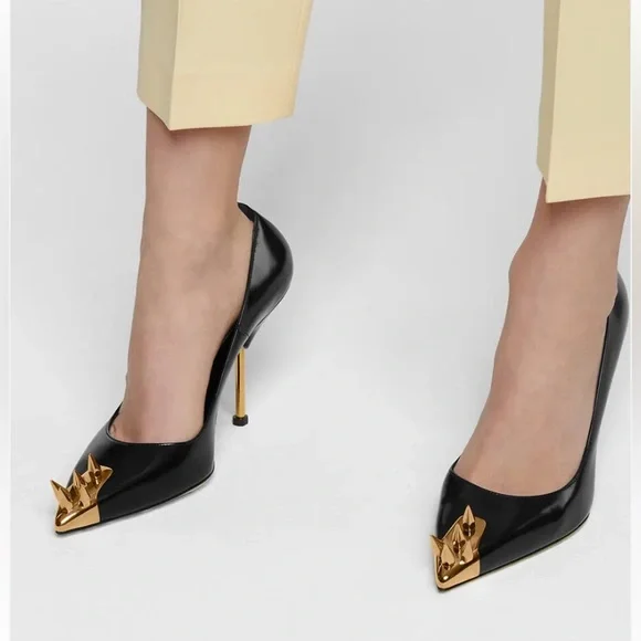 靴 Studs leather pumps Slingback pumps in black leather with studs | The Kooples US